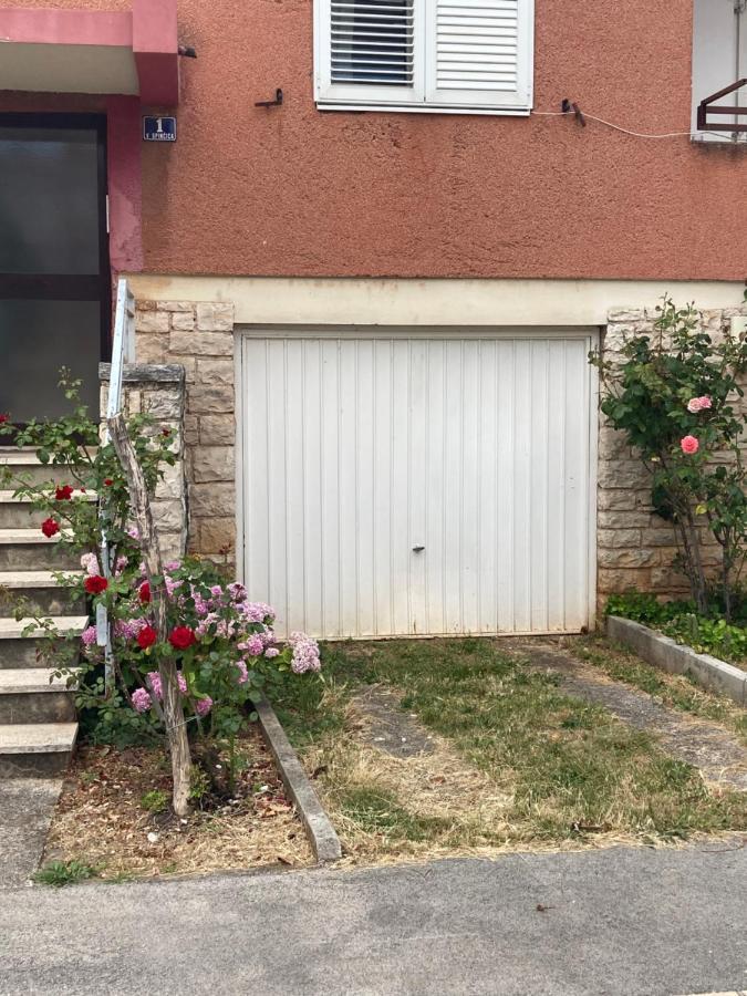 Home Sweet Home Porec Esterno foto